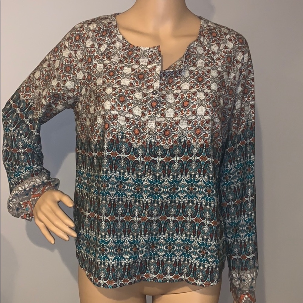 Button up top - Picture 2 of 6